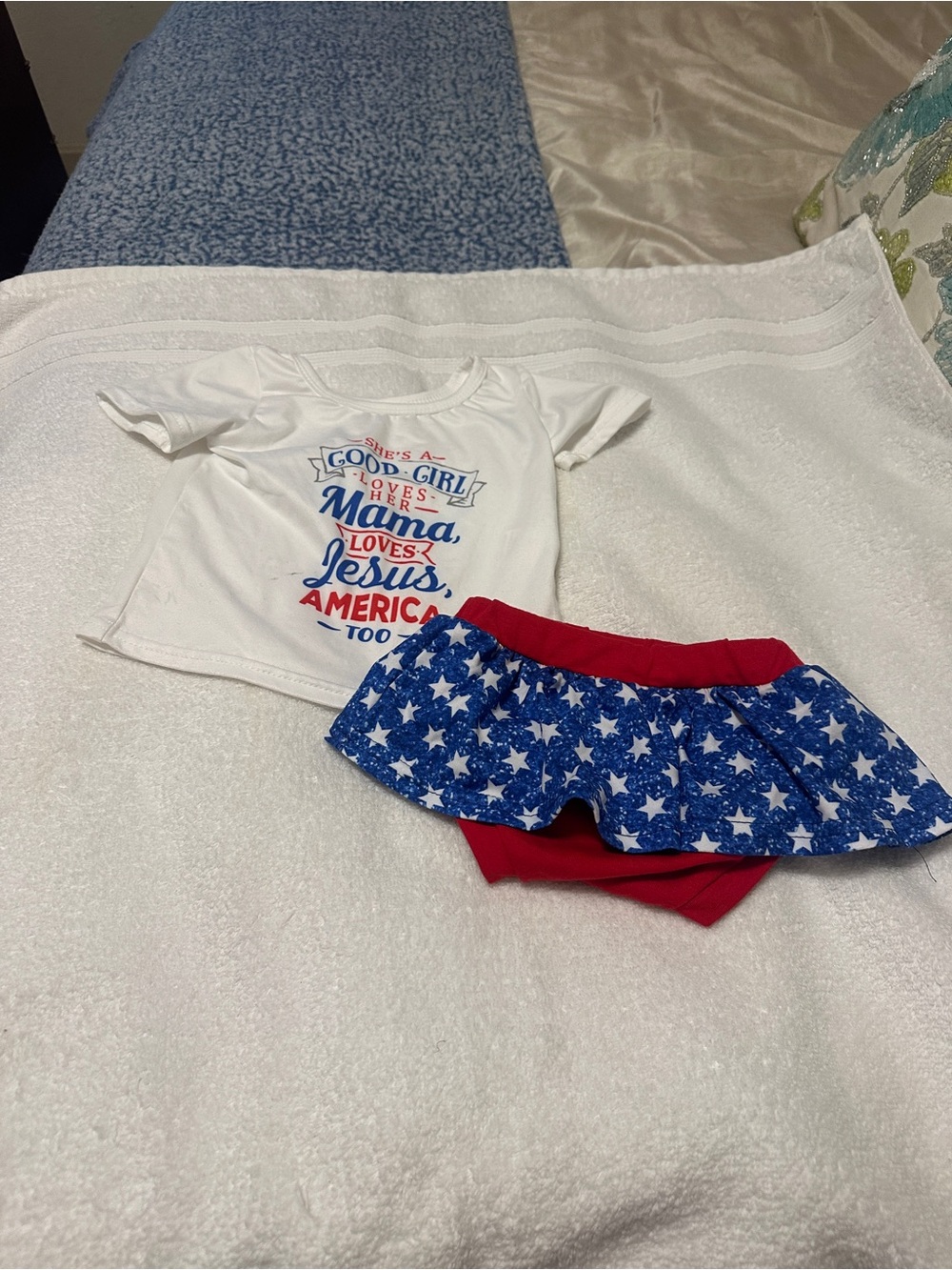 Boutique baby patriotic shirt and skirt outfit size 12-18 months